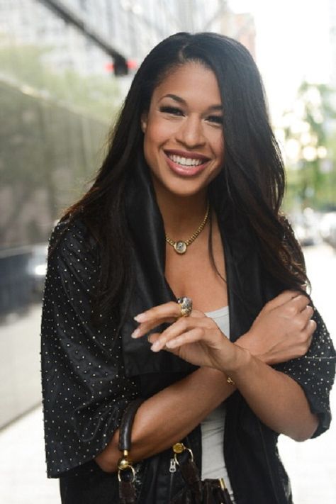 Kali Hawk Kali Hawk, Expression Aesthetic, Genesis Rodriguez, October 4th, City New York, Woman Standing, Celebrity Look, Stand Tall, Happy Weekend