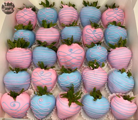 Gender Reveal Treats Table, Gender Reveal Chocolate Covered Strawberries, Pink And Blue Treats, Pink And Blue Strawberries, Gender Reveal Pretzels, Blueberry Or Strawberry Gender Reveal, Gender Reveal Chocolate Strawberries, Gender Reveal Strawberries, Gender Reveal Treats Sweets