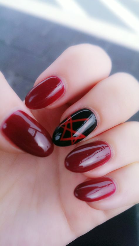 Bmth Inspired Nails, Bmth Nailart, Falling In Reverse Nails, Xplr Nails, Bmth Nails, Bad Omens Nails, Yungblud Nails, Drown Bmth, Next Gen Nails