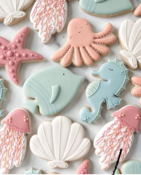 Pastel Ocean Birthday Party, Sea Animals Cookies, Under The Sea Pastel Party, Oneder The Sea Cookies, Sea Creature Cookies, Sea Cookies Decorated, Under The Sea Sugar Cookies, Under The Sea Birthday Cookies, Ocean Cookies