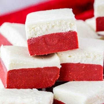 Velvet Fudge, Red Velvet Fudge, Fudge Shop, Hot Chocolate Fudge, Cream Cheese Topping, Baking Substitutes, Delicious Cream, Valentine's Day Recipes, Melting Chocolate Chips