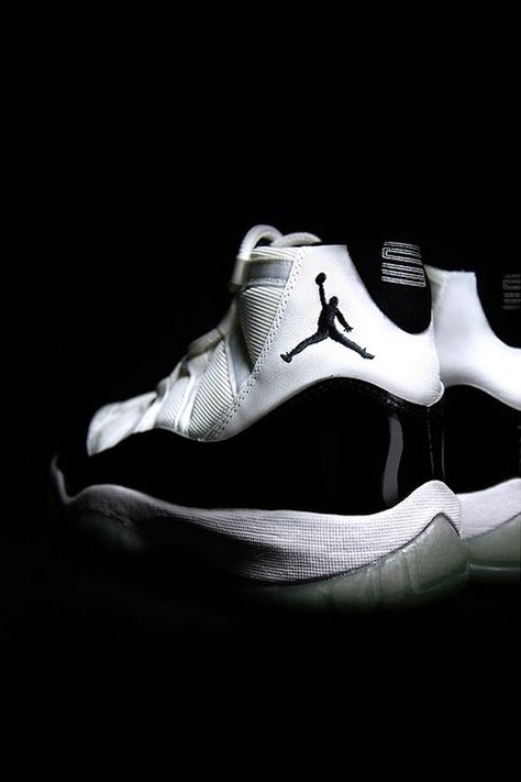 Air Jordan XI Retro Concords ... WANT THEM !!! Jordan 11 Wallpaper, Photography Vocabulary, Sf Wallpaper, Air Jordan Nike, Air Jordan Xi, Jordan Xi, Adidas Shoes Outlet, Nike Shoes For Sale, Shoes For Sale