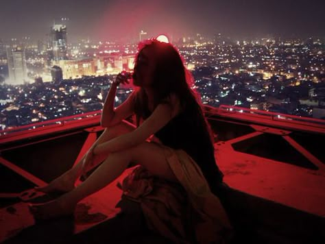 City landscape Puella Magi Madoka Magica, Delphinium, 영감을 주는 캐릭터, 인물 사진, Red Aesthetic, Dragon Age, Insta Photo, Red Light, City Lights