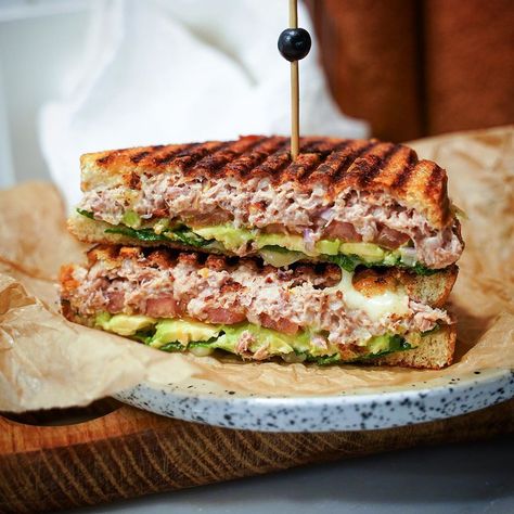 Spicy Tuna Melt, Tuna Avocado Sandwich, Tuna In Oil, Tuna Melt Sandwich, October Food, Pistachio Praline, Tuna Salad Sandwich, Tuna Melt, Tuna Avocado