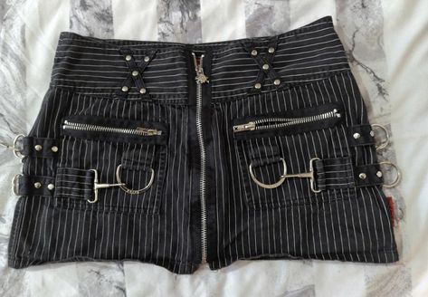 Tripp Nyc Skirt, Altering Clothes, Tripp Nyc, 2000s Fashion, Dream Clothes, Diy Fashion, Passion For Fashion, New Outfits, Aesthetic Clothes