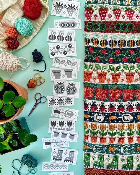 Colorwork Knitting Patterns, Motif Fair Isle, Colorwork Chart, Fair Isle Knitting Patterns, Fair Isles, Colorwork Knitting, Fair Isle Knitting, Yarn Projects, Knitting Charts