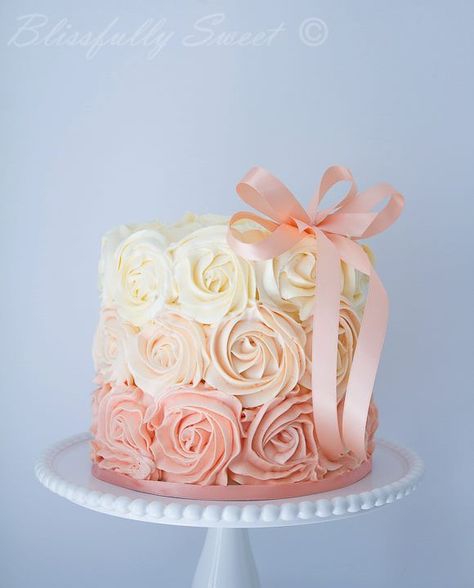 Cake With Rosettes, Rosette Cakes, First Birthday Smash Cake, Rosette Cake, Peach Cake, Mothers Day Cake, Girl Cake