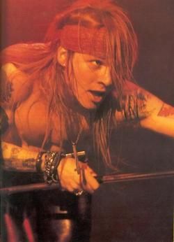 @randyrhoadslove I remember when Axl Rose was hot as hell! I feel very old. Unholy Pictures, Axel Rose, Duff Mckagan, 80s Rock, Axl Rose, Welcome To The Jungle, Love Rocks, I'm With The Band, Mötley Crüe