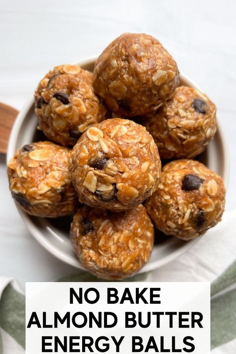 Oat Almond Butter Balls, Oat Date Energy Balls, Nut Butter Energy Balls, Almond Butter Chocolate Balls, Almond Butter Snack Ideas, Healthy Snacks With Almond Butter, Almond Butter Oat Balls, Almond Butter Energy Bites, Almond Butter Healthy Snacks