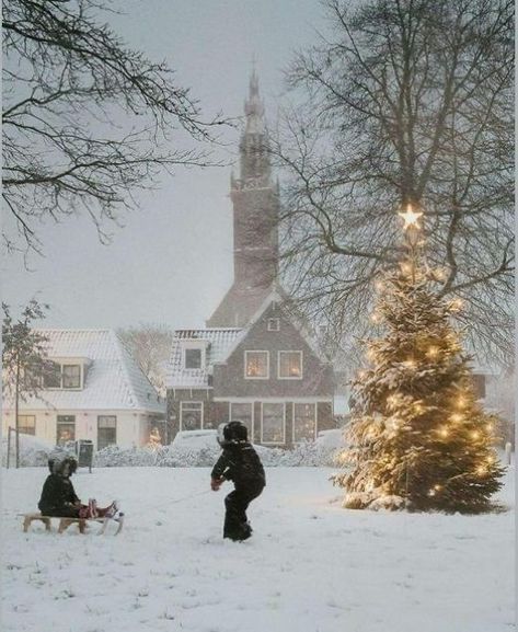 Christmas Dreaming, Winter Inspo, I Love Winter, Christmas Feeling, Brasov, Winter Scenery, Best Seasons, Winter Wonder, Winter Aesthetic