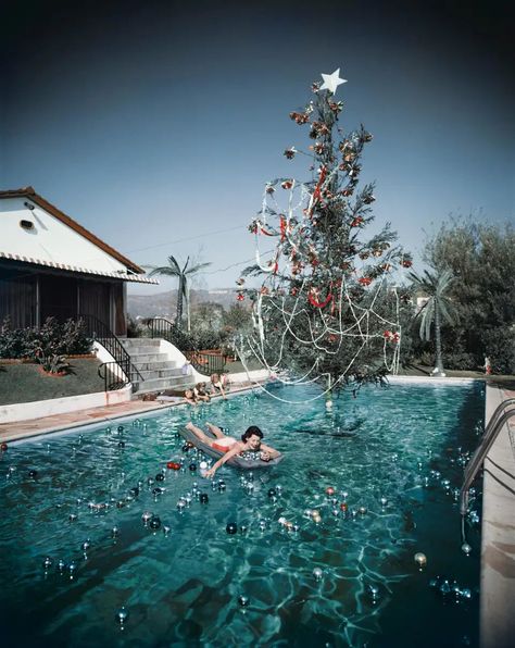 Slim Aarons Photography, Slim Aarons Photos, Capri Italia, Toscana Italia, Slim Aarons, Palm Springs California, Attractive People, Saint Tropez, Algarve