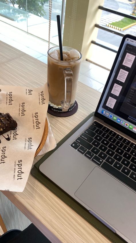 macbook air m2 / studying / cafe hopping Studying Cafe, Studious Aesthetic, Macbook Aesthetic, Macbook Air M2, Cafe Hopping, Love Song Quotes, High School Life, University Life, Studying Inspo