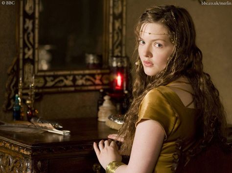 Holiday Granger as Sophia in BBC's Merlin Merlin Tv Series, Daena Targaryen, Holliday Grainger, Merlin Series, Lucrezia Borgia, The Borgias, Looks Vintage, Season 1, Character Inspiration