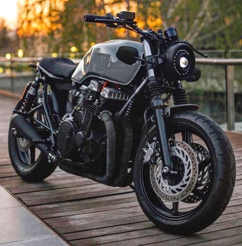 undefined Cb400 Cafe Racer, Cb 750 Cafe Racer, Honda Nighthawk, Cb750 Cafe, Cb750 Cafe Racer, Xjr 1300, Honda 750, Мотоциклы Harley Davidson, Cafe Racer Moto