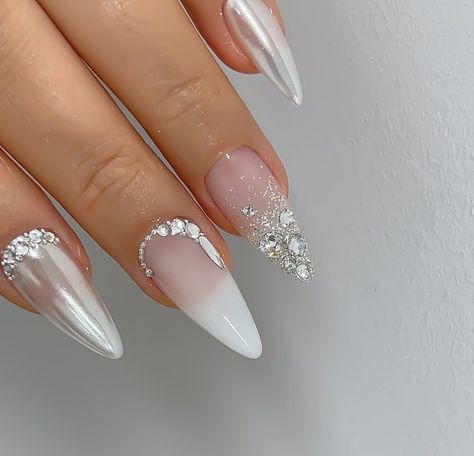 Milky White Nails With Jewels, Bride Nails Almond, Bachelorette Nails The Bride, Rhine Stone Nails, Cristal Nails, Diy Rhinestone Nails, Bridal Nails Designs, Engagement Nails, Milky Nails