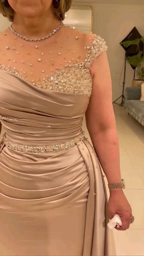 Pin by Uzziye Blog on Cocktail Party Dress in 2022 | Stylish dress book, Lace gown styles, Dinner dress classy Baju Kahwin, Classy Gowns, Teens Dresses, Wedding Classy, Classy Dresses, Lace Gown Styles, Dinner Dress Classy, Soiree Dress, Gown Styles