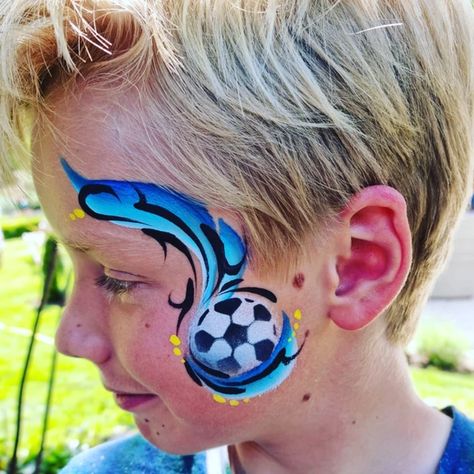 Soccer Face Painting Ideas, Facepaint Football, Sports Face Paint Ideas, Soccer Face Paint, Boys Face Paint, Football Face Paint Ideas, Kids Face Painting Easy, Football Face Paint, Painting Minecraft