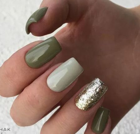 Nails Acrylic Christmas Simple, Green Nails Gel, Nails Acrylic Christmas, Olive Green Nails, Olive Nails, Rock Designs, Green Nail Art, Nails Gel Nails, Green Nail Designs