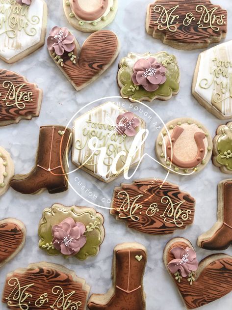 Rustic wedding cookies Rustic Bridal Shower Cookies Decorated, Rustic Cookies Decorated, Rustic Wedding Cookies Decorated, Country Wedding Cookies, Rustic Bridal Shower Cookies, Wedding Cookies Rustic, Cowboy Theme Cookies, Wedding Cookies Decorated Rustic, Western Wedding Cookies