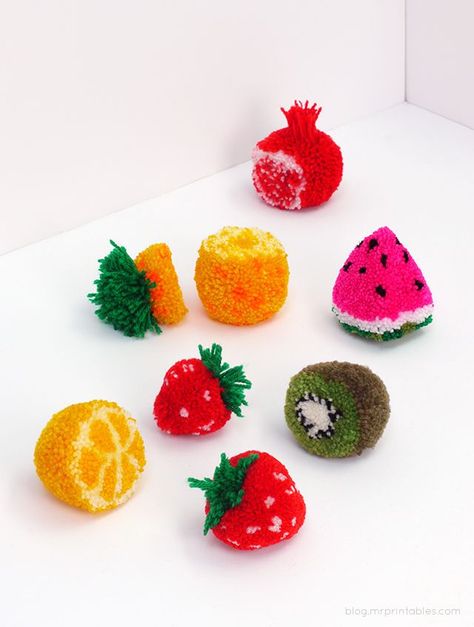 how-to: pom pom fruit Pompon Diy, Diy Pom Pom, Pom Pom Crafts, Easter Chicks, Purim, Cool Diy Projects, Diy Projects To Try, Cute Crafts, Craft Inspiration