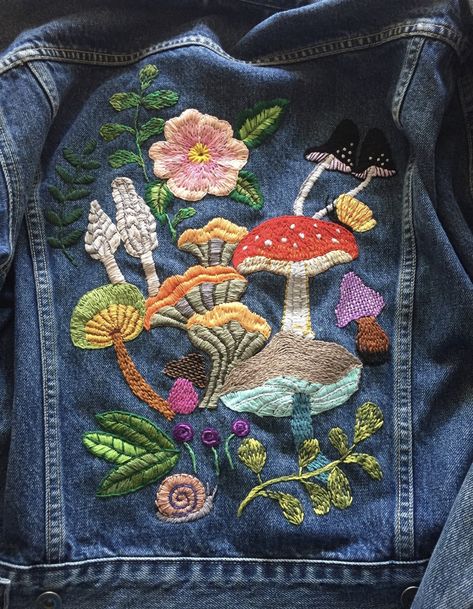 Cute Embroidered Denim Jacket, Embroidered Mushrooms On Jeans, Jean Jacket Embroidery, Festival Denim Jacket With Floral Embroidery, Bohemian Denim Jacket With Floral Embroidery, Hippie Trousers, Vintage Denim Jacket With Floral Embroidery, Denim Jacket Embroidery, Denim Embroidery