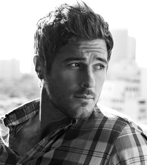 Easy to style Dave Annable, Ivy League Haircut, Red Band Society, Dream Guy, Man Crush, Male Beauty, Haircuts For Men, Mens Hairstyles, Eye Candy