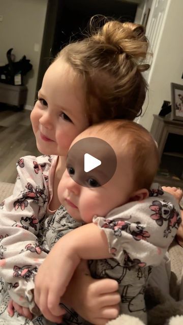 12M views · 1.6M likes | Hannah Jacob on Instagram: "that’s HER baby. #siblings #cute #funny #viral #babies" Baby Siblings, Romantic Love Photos, Funny Baby Faces, Funny Baby Gif, November Baby, Beautiful Gray Hair, Mom Life Quotes, Growing Out Short Hair Styles, Baby Faces