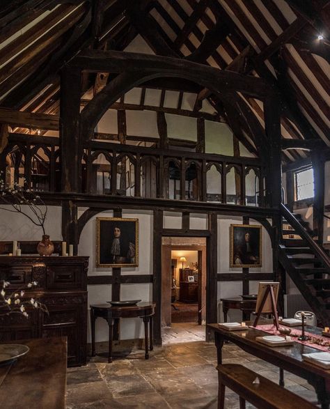 Bag End Interior, Medieval Home Exterior, Skyrim House Interior, 1600s House, Medieval Home Aesthetic, Half Timbered House Interior, Medieval Cottage Interior, Skyrim Interior, European House Interior