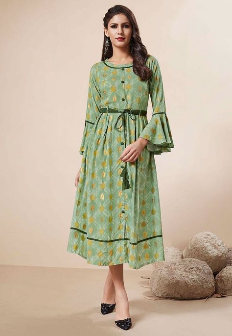 Round Kurti, Western Dresses Online, Indo Western Dresses For Women, College Wear, Frock Style, Gaun Fashion, Long Kurti Designs, Fancy Kurti, Indo Western Dress