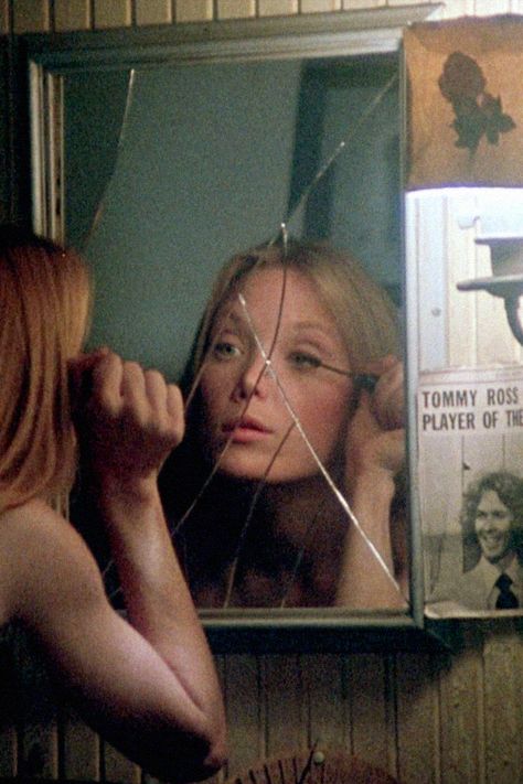 Carrie / Make up for disaster. Carrie 1976, Carrie White, Slasher Film, Slasher Movies, I Love Cinema, Poses References, Baby Boomer, Film Aesthetic, Film Stills