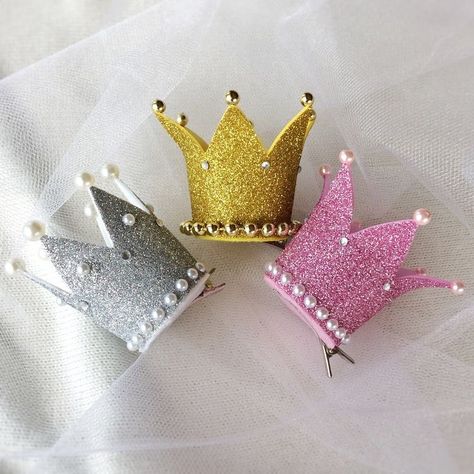 Cute Diary Ideas Writing, Princess Birthday Centerpieces, Polar Express Christmas Party, Diy Girls Bedroom, Princess Party Decorations, Lace Crowns, Fiesta Tropical, Diy Diwali Decorations, Diy Crown