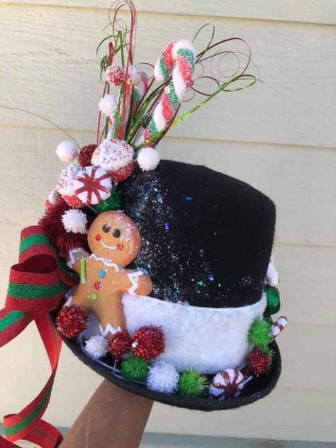 Christmas Gnome Ideas Diy, Crazy Christmas Hat Diy Ideas, Holiday Hats Xmas, Holiday Hats Diy, Christmas Party Hats Diy, Crazy Christmas Hat Diy, Christmas Top Hats Diy, Diy Christmas Hats Ideas, Funny Christmas Hats Diy