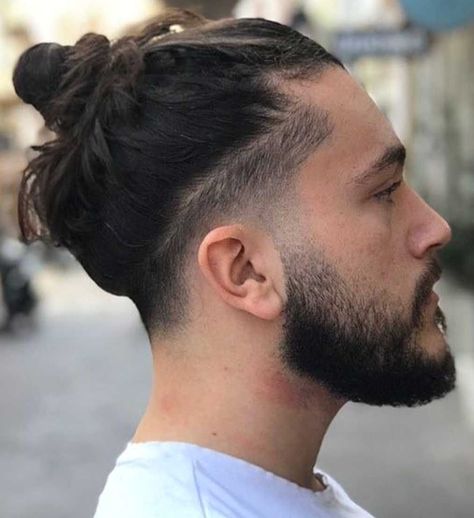 Low Undercut, Mens Long Hair Undercut, Ponytail Hairstyles For Men, Long Hair Fade, Mens Ponytail Hairstyles, Man Bun Haircut, Man Bun Undercut, Men Haircut Undercut, Man Bun Styles