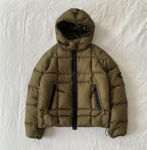 Stone Island Jacket, Down Puffer Jacket, Skiing Outfit, Mens Lifestyle, Boys Jacket, Embroidered Tshirt, Stone Island, Down Coat, Puffer Jacket