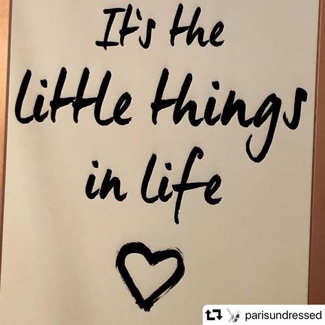 A simple reminder! It's the little things in life that matter! Every Moment Matters, Matter Quotes, The Little Things In Life, Little Things In Life, Simple Reminders, All Quotes, Over The Rainbow, The Little Things, Lives Matter