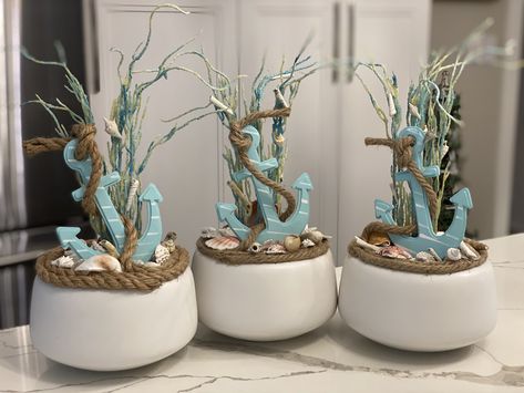 Beach Themed Centerpieces Diy, Beach Table Decorations Sea Theme, Seashell Centerpieces Diy, Dining Room Table Centerpiece Ideas Coastal Beach Themes, Coastal Theme Party Decor, Diy Coastal Decor Craft Ideas, Ocean Table Decorations, Coastal Table Centerpiece, Dollar Tree Beach Decor Diy