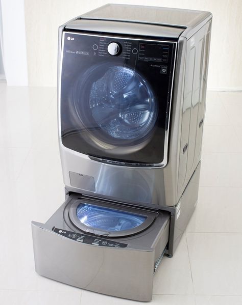 Mini Washer, Black Stainless Steel Appliances, Mini Washing Machine, Modern Appliances, Smart Appliances, Home Tech, Laundry Room Organization, Home Technology, Laundry Room Design