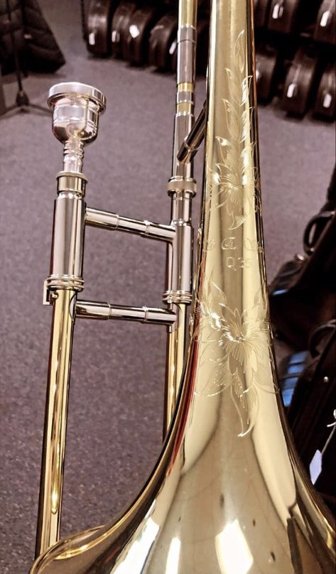 Trombone Jokes, Trombone Aesthetic, Trombone Instrument, Trombone Art, Pretty Instruments, Trombone Music, Band Aesthetic, Easy Piano Songs, Band Jokes