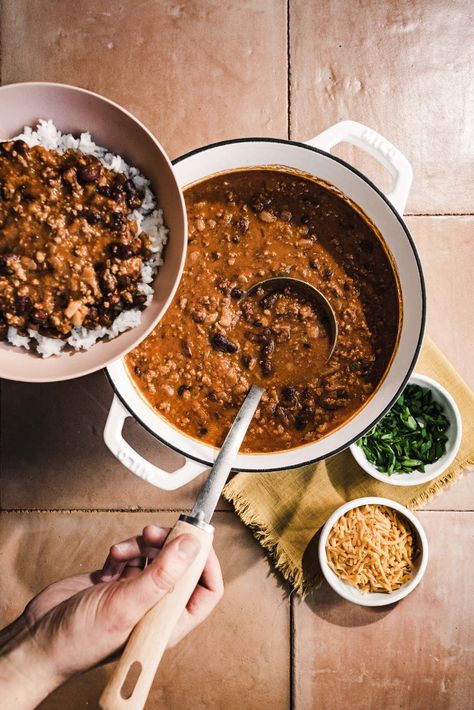 Chili being served over steamed rice Hawaiian Style Chili, Hawaii Local Food Recipes, Zippys Chili Recipe Hawaii, Local Hawaiian Food Recipes, Hawaiian Chilli, Authentic Hawaiian Food Recipes, Hawaiian Chili Recipe, Hawaii Dishes, Zippys Chili Recipe