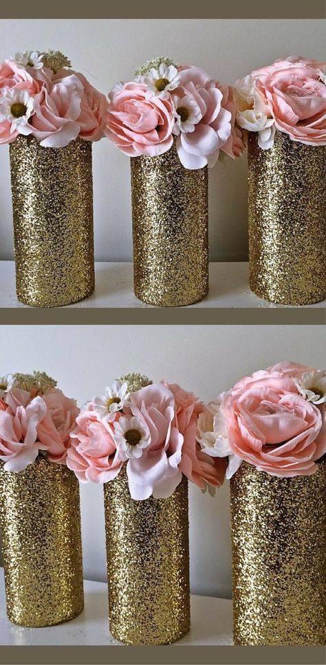 itâs important to know that all of this centerpiece ideas to enhance your home-decor style. #centerpiecewedding #centerpieceideas #centerpiece #centerpiecediy Pompon Tulle, Glitter Vases, Graduation Party Centerpieces, Tafel Decor, Party Deco, Gold Birthday Party, Glitter Decor, Shower Centerpieces, Gold Baby Showers