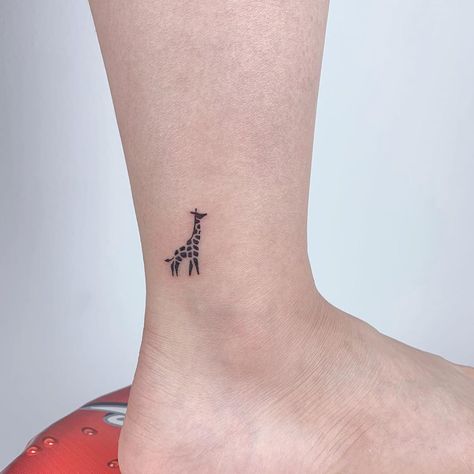 Small Giraffe Tattoo, Giraffe Tattoo, Africa Tattoos, Irish Tattoos, Bunny Tattoos, Foot Tattoos For Women, Petite Tattoos, 4 Tattoo, Small Girl Tattoos