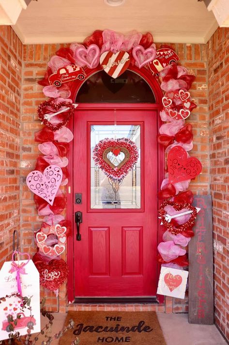 Valentines Work Decorations, Valentine Decor For Office, Diy Valentines Decorations Outdoor, Valentine Arch Decoration, Valentine’s Day Outdoor Decorations, Valentine Day Office Decor, Valentine Decorating Ideas For Office, Valatines Day, Valentines Day Decorations Office