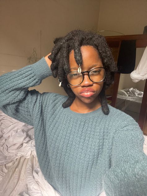 Black girl, indie aesthetic, grunge, black girl locs, locs, waist beads, wicks, earthy black girl, earthy black girl, wicks on women, black women wicks, big locs, dreads, freeform, free forms Big Locs, Locs Aesthetic, Thick Dreadlocks, Aesthetic Grunge Black, Girl Locs, Free Form Locs, Freeform Locs, Faux Locs Hairstyles, Tight Curls