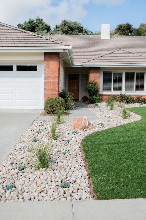 Crisp, Clean, Low maintenance Landscape.  A monochrome 2 plant palette, river rock in a clean white hue and a few boulders to keep things interesting. Moonstone Bay Project |  By: Fredrickson Landscape Inexpensive Landscaping, Rock Flower Beds, Outdoor Improvements, River Rock Garden, Landscaping Around Trees, River Rock Landscaping, Rock Landscaping, Garden Decor Ideas, Low Maintenance Landscaping