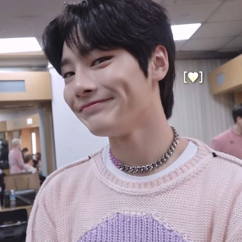 Jeongin Dimples, Straykids Jeongin, Straykids In, Strawberry Baby, I N, Chocolate Factory, Kids Icon, Love People, My Only Love