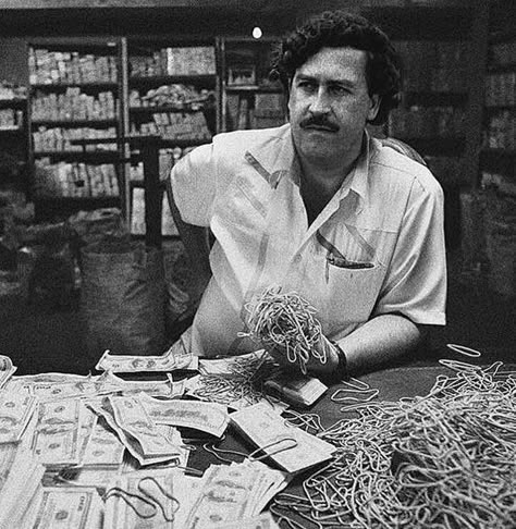 Pablo Pablo Escobar Quotes, Don Pablo Escobar, Pablo Emilio Escobar, Gang Culture, Mafia Gangster, Tony Montana, Image Swag, Pablo Escobar, Al Pacino