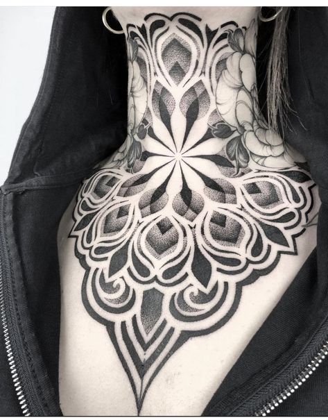 Geometric Throat Tattoo, Neck Tattoos For Women, Chest Neck Tattoo, Full Neck Tattoos, Tattoo Dotwork, Throat Tattoo, Neck Tattoos Women, Back Of Neck Tattoo, Pieces Tattoo