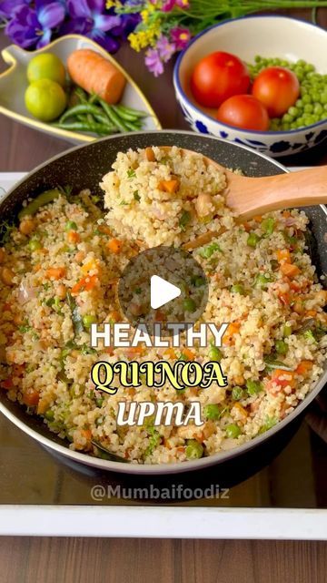 Ravika Thorat on Instagram: "Healthy quinoa Upma. 🍅🥕🌶️🧅🫑🫛  Ingredients  🌾 1 cup cooked quinoa   🌾 1 tsp mustard seeds   🥕 1/4 th cup chopped carrots   🫛 1/4 th cup green peas   🧅 1/4 th cup onion   🍅 1/4 th cup tomato   🫚 small piece of ginger   🌶️ 2 green chilies   🥜 1/4 th cup peanuts   🌿 Curry leaves   🍋 Lemon juice  ☘️ Coriander leaves   🧂 Salt to taste   🛢️ 1 tbsp oil  . . . Follow @mumbaifoodiz  Follow @mumbaifoodiz  Follow @mumbaifoodiz  . . . . . [ Quinoa Upma, upma, vegetable upma, quinoa, weightloss recipes, breakfast recipes, diet recipes, Indian recipes] . . . . #quinoaupma #quinoa #quinoabowl #weightlossrecipes #dietrecipe #breakfastrecipes #indianrecepies #breakfastideas #vegetables #upma #carrot #healthyrecipes #foodbloggersofinstagram #reels #reelsinstagr Quinoa Upma Recipe, Quinoa Recipes Indian, Upma Recipe Indian Breakfast, Peanut Curry, Upma Recipe, Healthy Quinoa, Cooked Quinoa, Quinoa Healthy, Quinoa Bowl