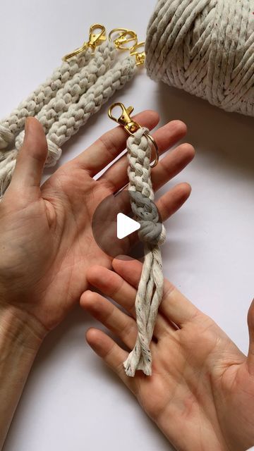 Macrame Crown Knot Tutorial, Chinese Knot Tutorial, Chinese Crown, Crown Knot, Macrame Gifts, Knot Keychain, Knot Tutorial, Knots Tutorial, Braid Tutorial