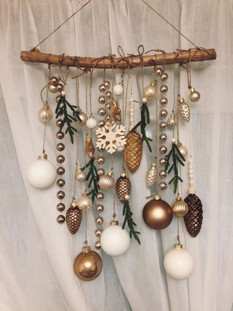 Pretty Christmas Decorations, Christmas Crafts For Toddlers, Diy Christmas Ornament, Diy Christmas Decorations Easy, Porch Christmas, Bohemian Lifestyle, Christmas Crafts For Gifts, Christmas Gift For Mom, Gift Basket Ideas